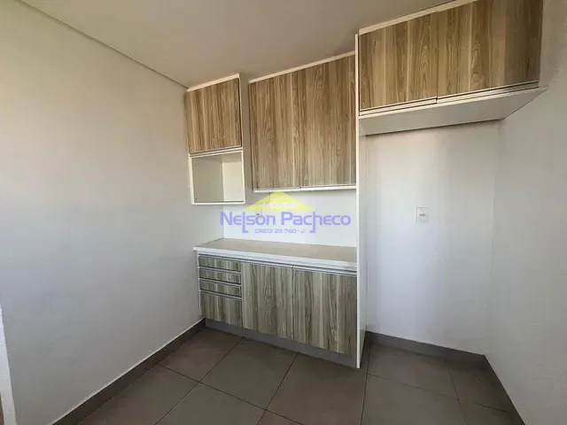 Apartamento 2 quartos e 1 banheiro, para alugar, no bairro Centro em Capivari