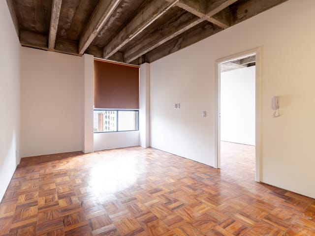 Apartamento 1 quarto e 1 banheiro, para alugar, no bairro República em São Paulo