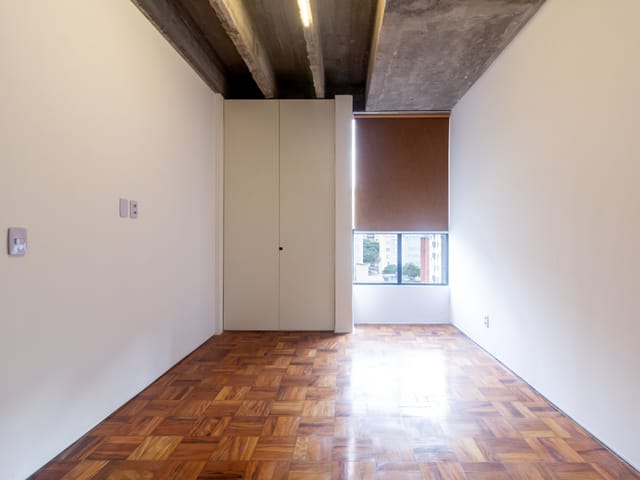 Apartamento 1 quarto e 1 banheiro, para alugar, no bairro República em São Paulo