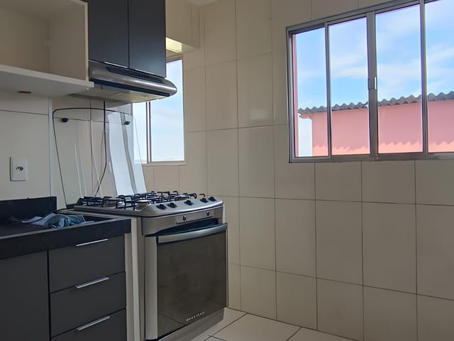 Apartamento 2 quartos e 1 banheiro, para alugar, no bairro Alzira Franco em Santo André