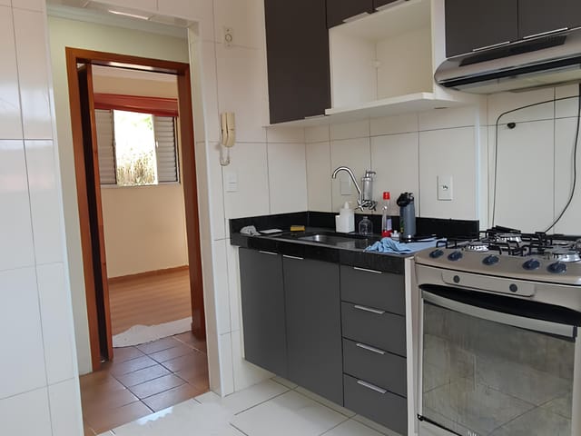 Apartamento 2 quartos e 1 banheiro, para alugar, no bairro Alzira Franco em Santo André