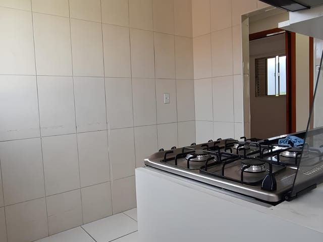 Apartamento 2 quartos e 1 banheiro, para alugar, no bairro Alzira Franco em Santo André