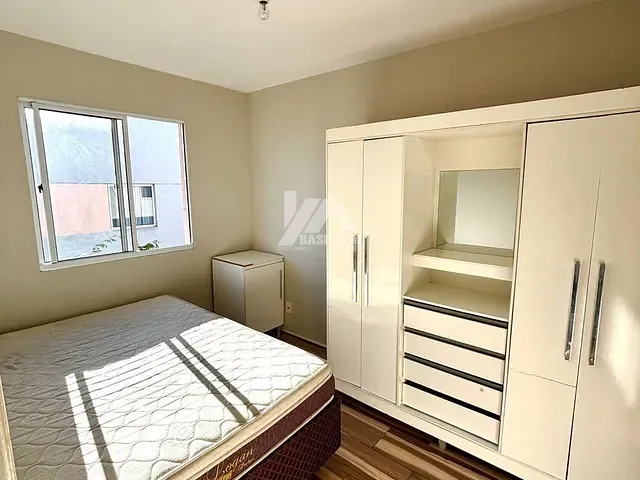 Apartamento com 50m² 2 quartos e 1 banheiro, à venda, no bairro Uvaranas em Ponta Grossa