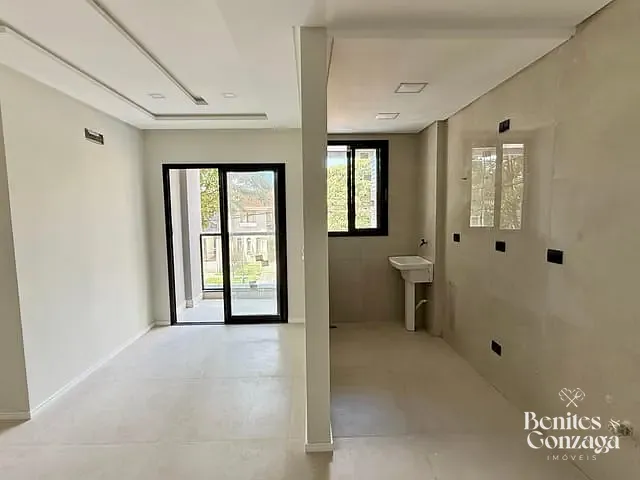 Apartamento 3 quartos e 2 banheiros, à venda, no bairro Chácara Paulista em Maringá