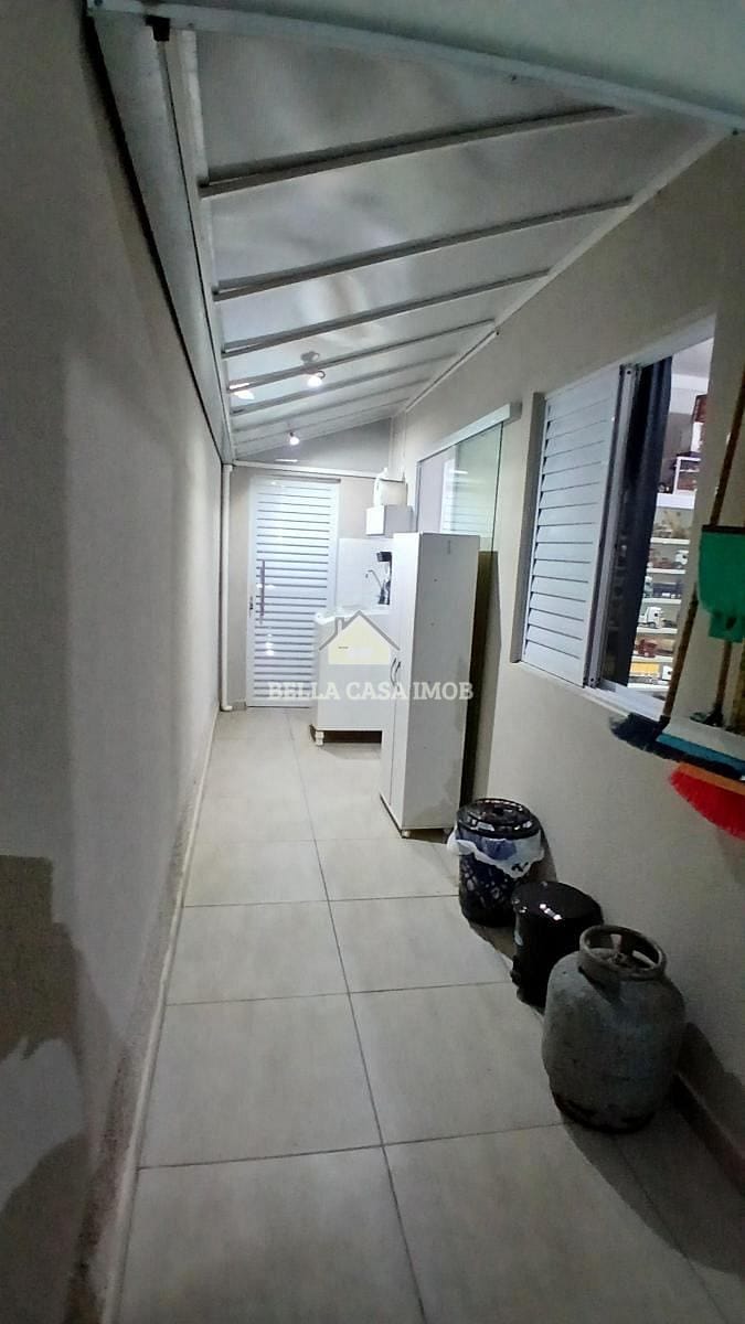 Apartamento à venda com 2 quartos, 67m² - Foto 5