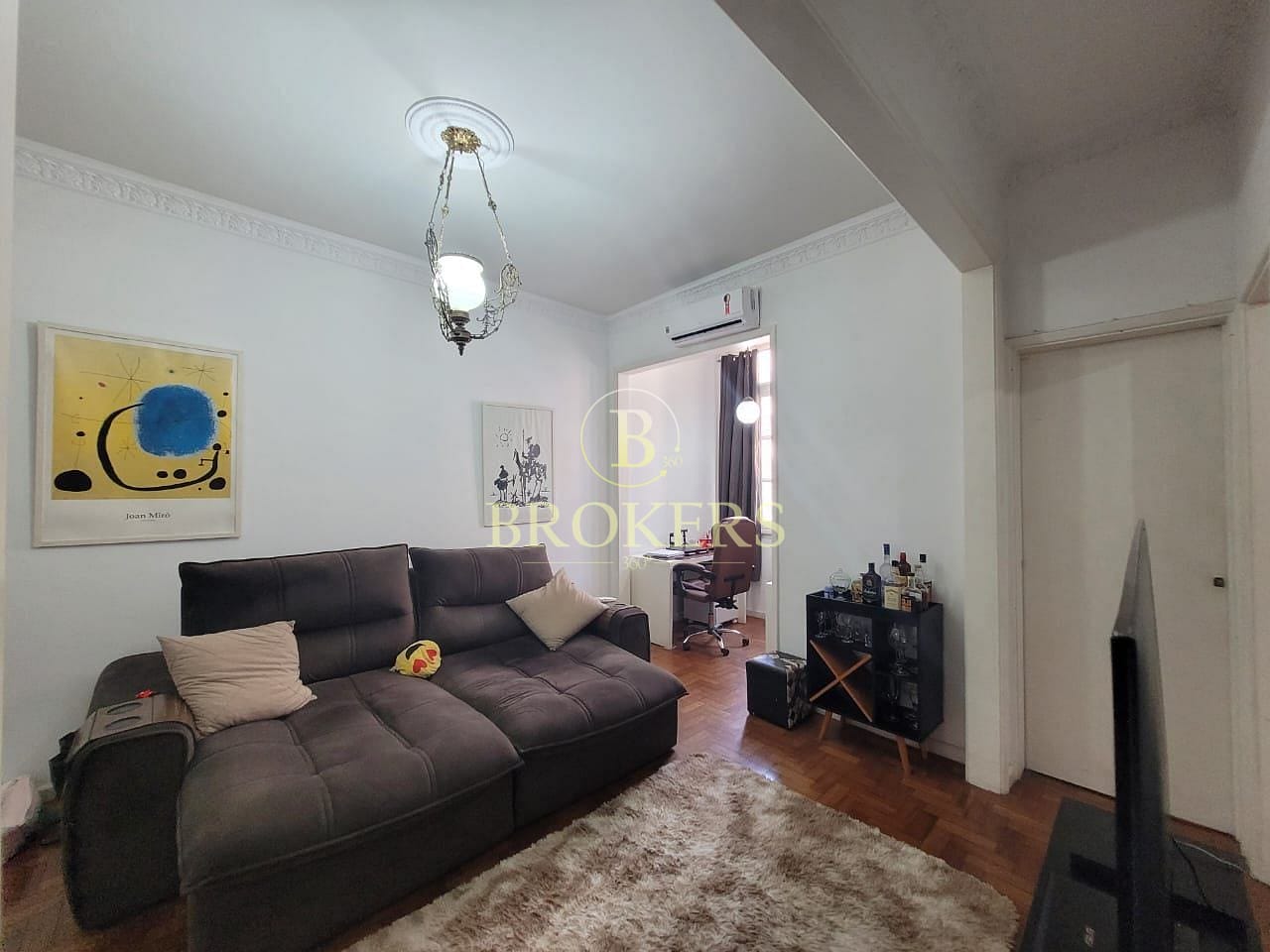 Apartamento à venda, Copacabana, Av Nossa Sra de Copacabana - Porteira fechada!!! Sala, 3 quartos,  quadra da praia, Posto 6 - 75 m².