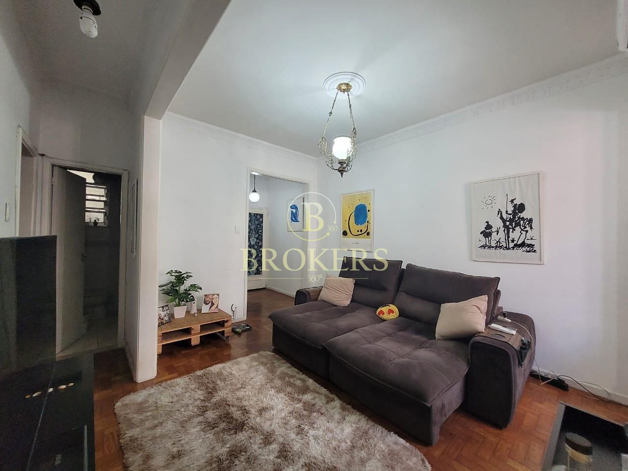 Apartamento à venda, Copacabana, Av Nossa Sra de Copacabana - Porteira fechada!!! Sala, 3 quartos,  quadra da praia, Posto 6 - 75 m².