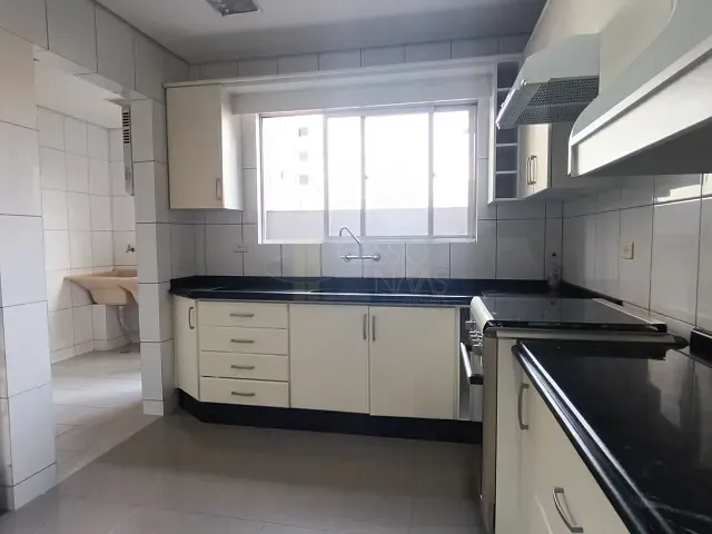 Apartamento com 148m² 3 quartos e 2 banheiros, à venda, no bairro Centro em Apucarana