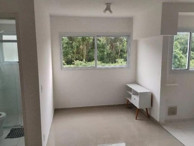 Apartamento 1 quarto e 1 banheiro, à venda, no bairro Botujuru em Mogi das Cruzes