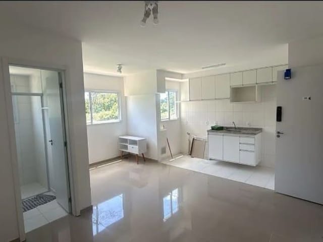 Apartamento 1 quarto e 1 banheiro, à venda, no bairro Botujuru em Mogi das Cruzes