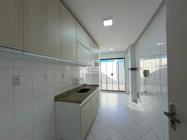 Apartamento 2 quartos e 2 banheiros, para alugar, no bairro Candeias em Vitória da Conquista