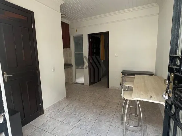 Apartamento 1 quarto e 1 banheiro, para alugar, no bairro Batista Campos em Belém