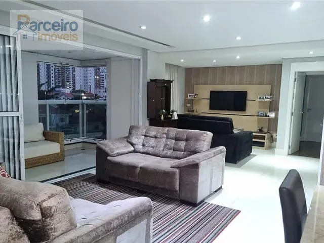 Apartamento com 154m² 3 quartos e 5 banheiros, à venda, no bairro Vila Regente Feijó em São Paulo