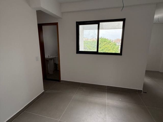 Apartamento 2 quartos e 1 banheiro, à venda ou para alugar, no bairro Parque Oratório em Santo André