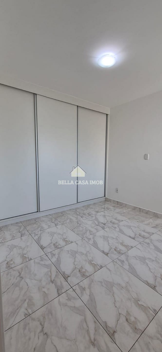Apartamento para alugar com 3 quartos, 80m² - Foto 9