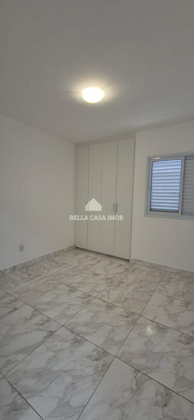 Apartamento para alugar com 3 quartos, 80m² - Foto 3