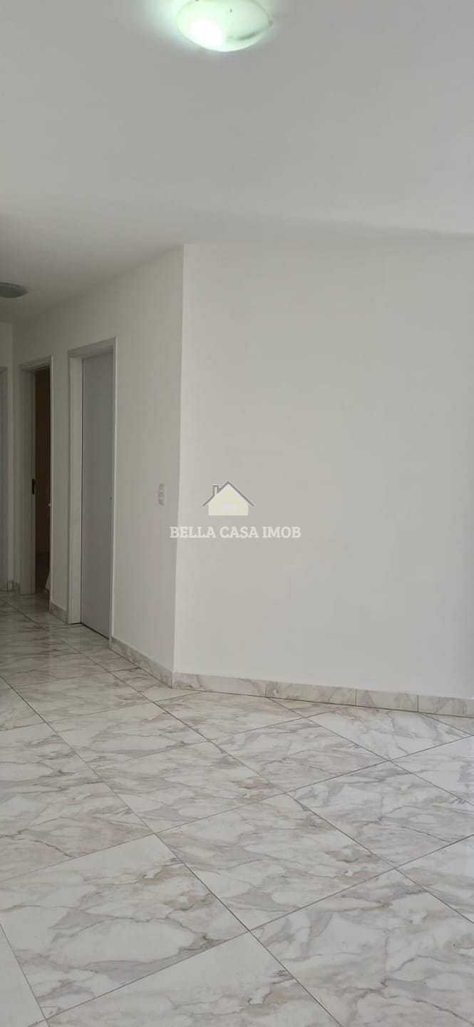 Apartamento para alugar com 3 quartos, 80m² - Foto 11
