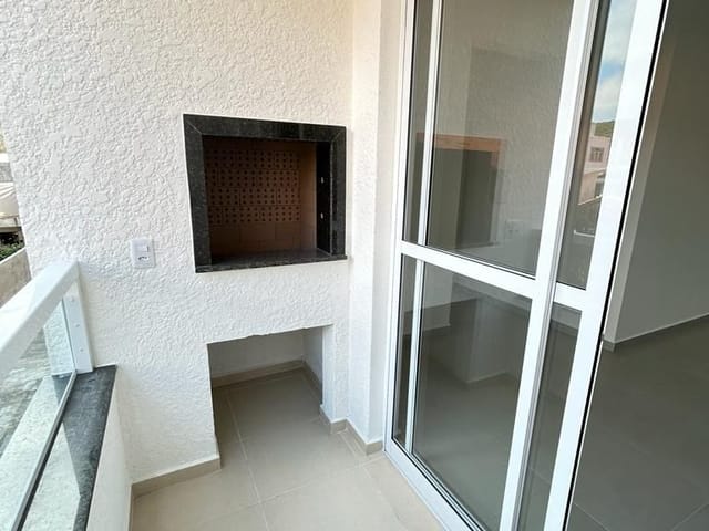Apartamento com 55m² 1 quarto e 1 banheiro, para alugar, no bairro Ingleses do Rio Vermelho em Florianópolis