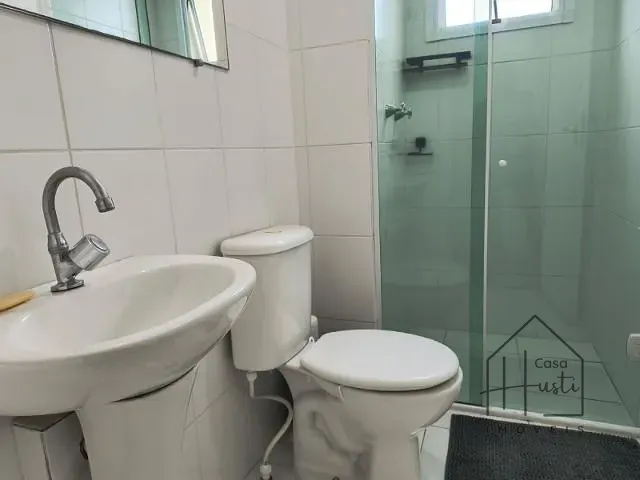 Apartamento 2 quartos e 1 banheiro, à venda ou para alugar, no bairro Jardim Petrópolis em Cotia