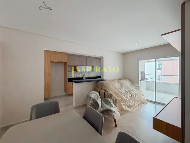 Apartamento 2 quartos e 2 banheiros, à venda ou para alugar, no bairro Caiçara em Praia Grande