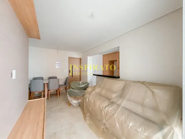 Apartamento 2 quartos e 2 banheiros, à venda ou para alugar, no bairro Caiçara em Praia Grande