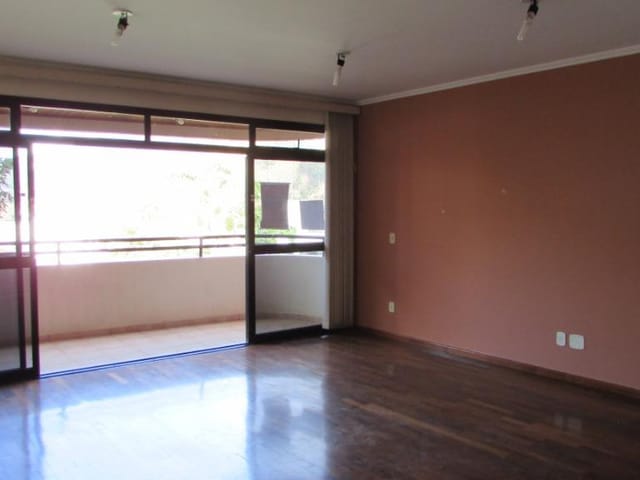 Foto do Apartamento - Apartamento para Locação 3 Quartos, 1 Suite, 2 Vagas, 128M², Varginha, Itajubá - MG | Ed. Vista Verde | MOHALLEM e LOPES CORRETAGEM E ADMINISTRACAO DE IMOVEIS LTDA