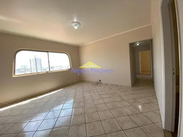 Apartamento 3 quartos e 1 banheiro, à venda ou para alugar, no bairro Centro em Capivari
