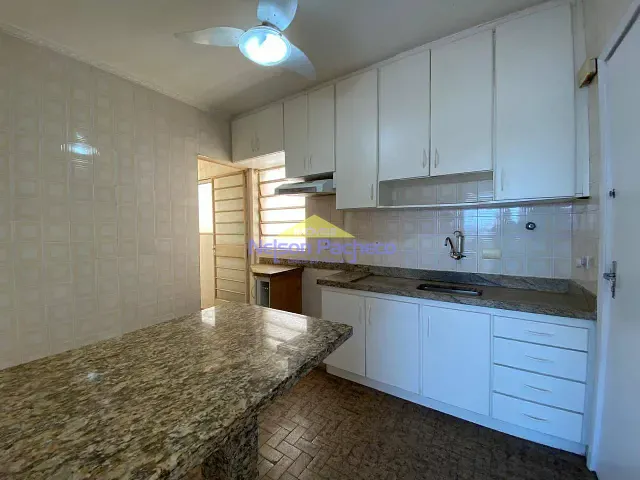 Apartamento 3 quartos e 1 banheiro, à venda ou para alugar, no bairro Centro em Capivari