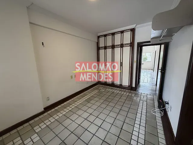 Apartamento 5 quartos e 6 banheiros, à venda, no bairro NAZARE em Belém