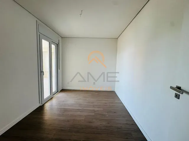 Apartamento 3 quartos e 2 banheiros, à venda ou para alugar, no bairro Centro em Pelotas