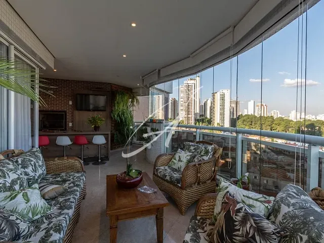 Apartamento com 200m² 3 quartos e 4 banheiros, à venda, no bairro Jardim Anália Franco em São Paulo