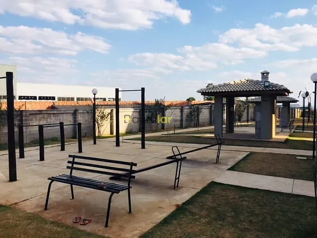 Apartamento 2 quartos e 1 banheiro, à venda, no bairro Parque São João em Bauru