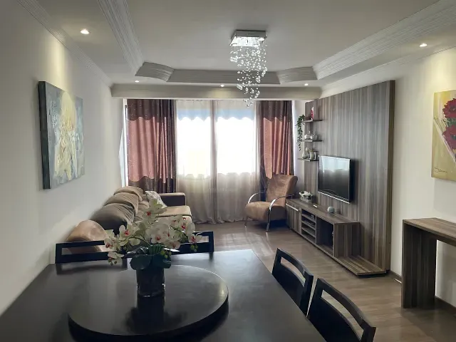 Apartamento com 115m² 3 quartos e 2 banheiros, à venda, no bairro Centro em Apucarana