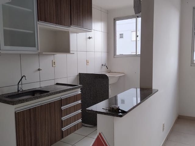 Apartamento 2 quartos e 1 banheiro, à venda, no bairro Residencial Amazonas em Franca