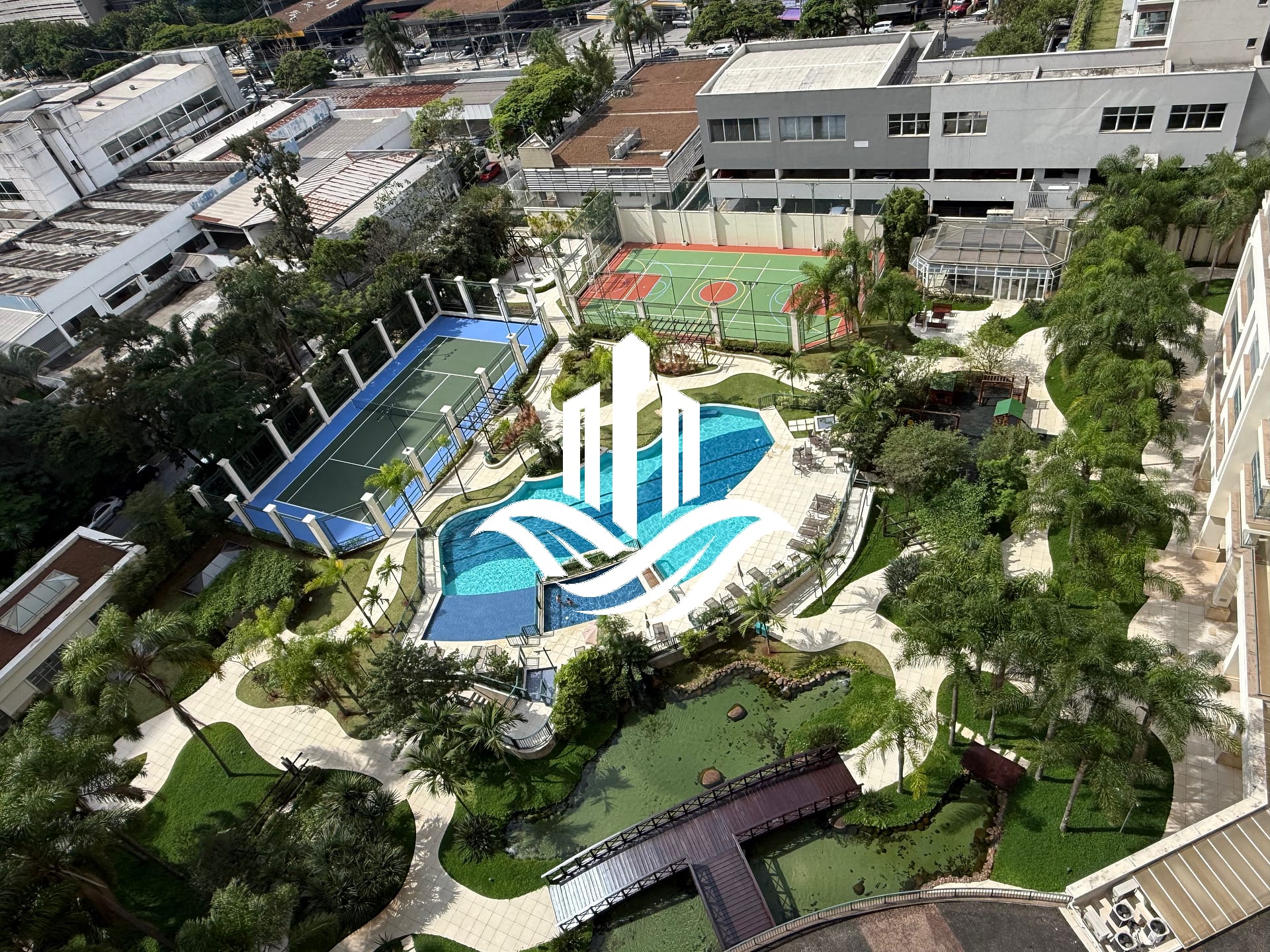 Apartamento, 3 quartos, 205 m² - Foto 1