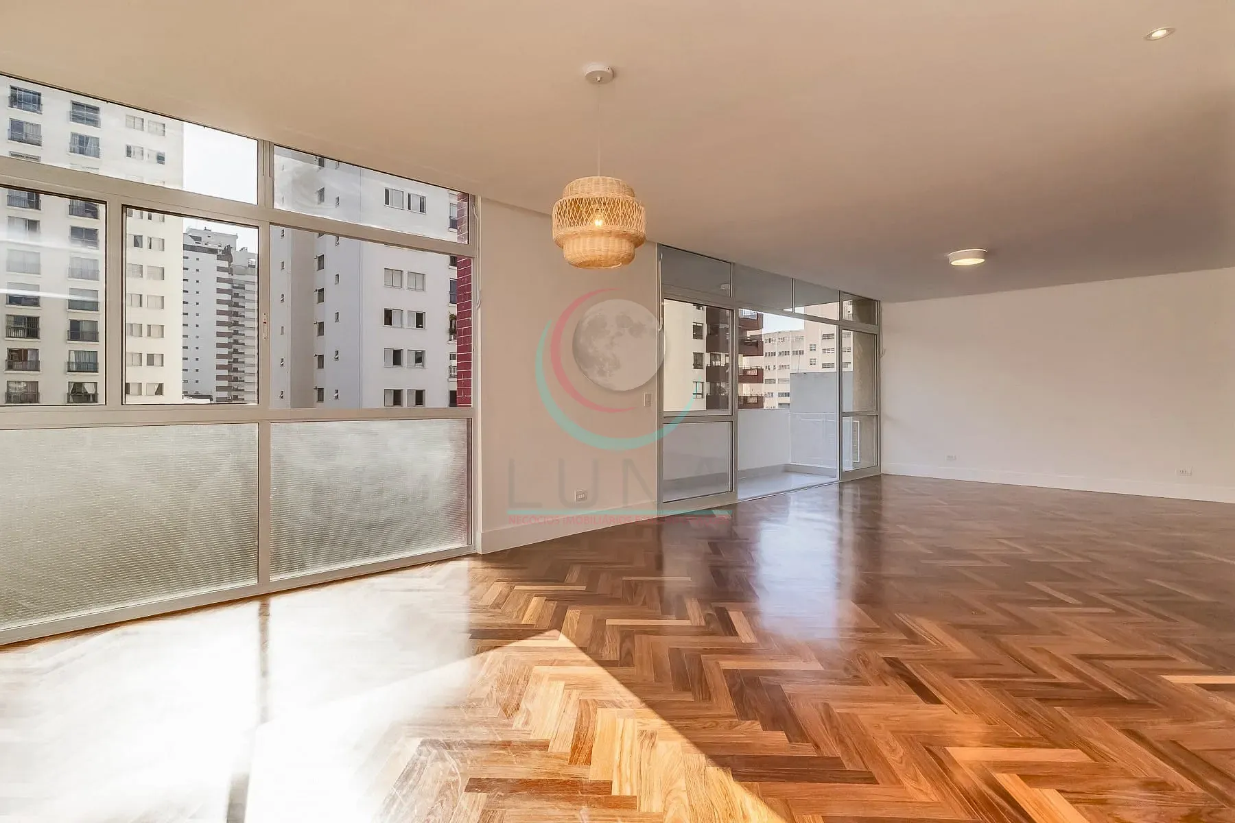 Apartamento, 3 quartos, 233 m² - Foto 1