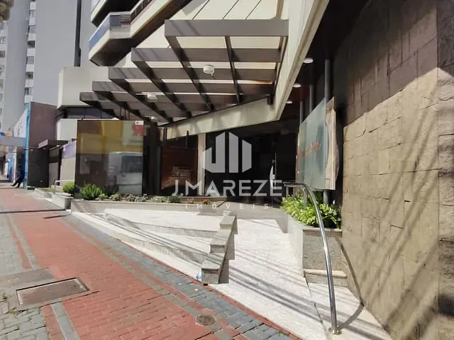 Apartamento com 533m² 4 quartos e 6 banheiros, à venda, no bairro Centro em Apucarana