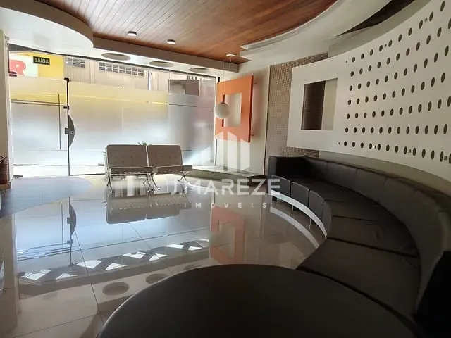 Apartamento com 533m² 4 quartos e 6 banheiros, à venda, no bairro Centro em Apucarana