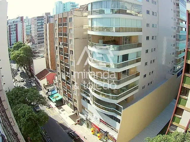 Apartamento com 182m² 3 quartos e 3 banheiros, à venda, no bairro Centro em Guarapari