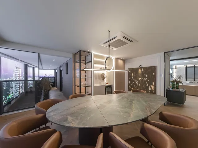 Apartamento com 10m² 4 quartos e 5 banheiros, à venda, no bairro Gleba Palhano em Londrina