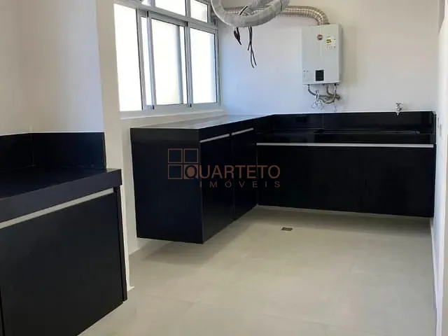 Apartamento 3 quartos e 3 banheiros, à venda, no bairro Higienópolis em São Paulo