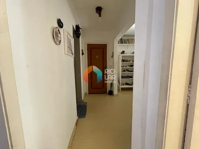 Apartamento com 67m² 1 quarto e 1 banheiro, à venda, no bairro Catete em Rio de Janeiro