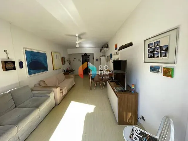 Apartamento com 67m² 1 quarto e 1 banheiro, à venda, no bairro Catete em Rio de Janeiro