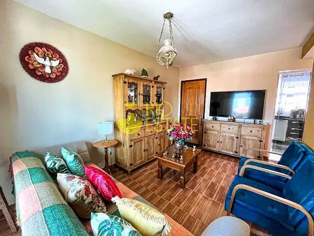 Apartamento com 88m² 3 quartos e 1 banheiro, à venda, no bairro Parque Independência em Barra Mansa
