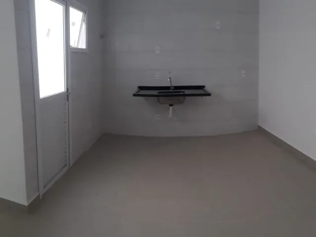Apartamento 2 quartos e 2 banheiros, à venda, no bairro Jardim Ocara em Santo André