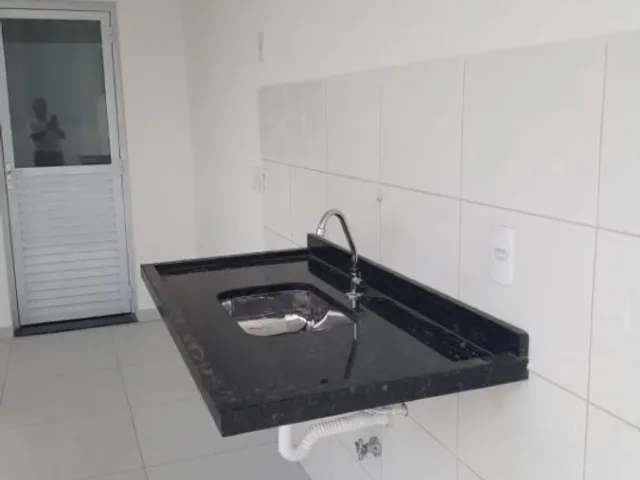Apartamento 2 quartos e 2 banheiros, à venda, no bairro Jardim Ocara em Santo André