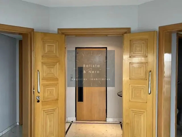 Apartamento com 250m² 4 quartos e 5 banheiros, à venda, no bairro Vila Suzana em São Paulo