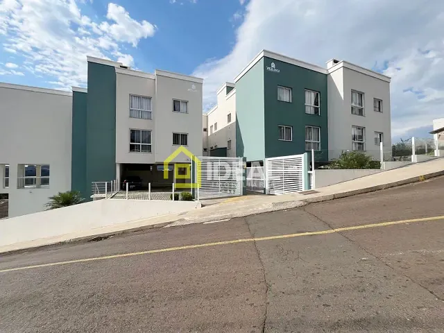 Apartamento com 55m² 2 quartos e 1 banheiro, à venda, no bairro Parque de Exposições em Concórdia