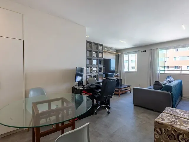 Apartamento 2 quartos e 2 banheiros, à venda, no bairro Guará II em Brasília
