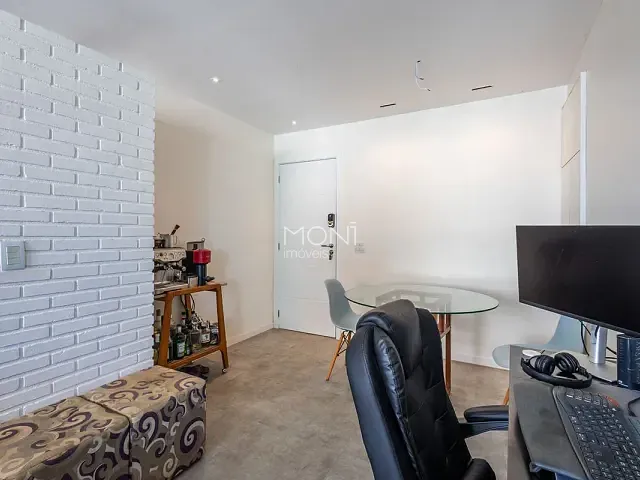 Apartamento 2 quartos e 2 banheiros, à venda, no bairro Guará II em Brasília